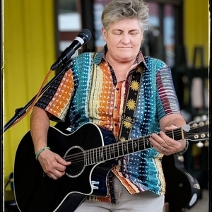 R Rene Russell