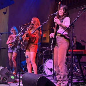 Caroline Jones at Anaheim, CA in House of Blues Anaheim 2026