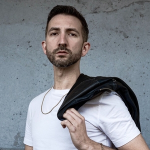 Andrew Moore Tickets, Tour Dates and Concerts