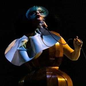 Björk Tickets, Tour Dates and Concert