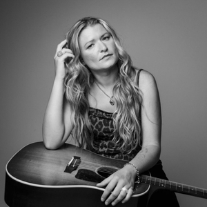 Sophie Gault: Live at Club Cafe