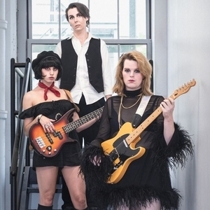 Déa and The Drips Tickets, Tour Dates and Concert