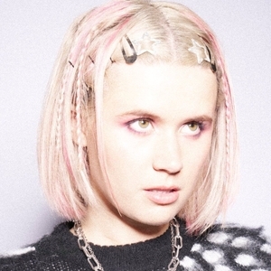 Hana Lili Tickets, Tour Dates and Concert