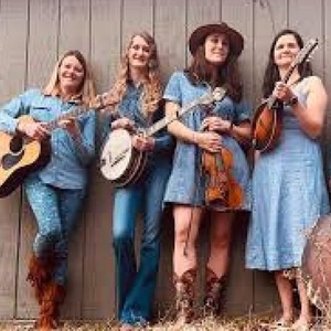 Trish Imbrogno (Trish Plays Bass): Ligonier Valley Bluegrass Festival 2026 // Black-Eyed Suzies