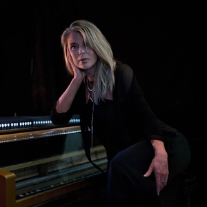 Angie Collins Tickets, Tour Dates and Concert