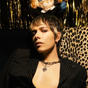 Izae Tickets, Tour Dates and Concert