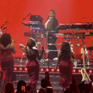 Raye at Phoenix, AZ in Arizona Financial Theatre 2026