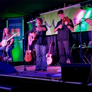 the mcmontos - irish & scottish folk Tickets, Tour Dates and Concerts