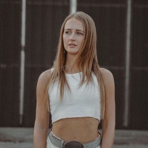 Kacy Moon