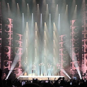 Five at Brisbane, Australia in Brisbane Entertainment Centre 2026