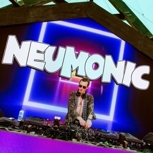 Neumonic Tickets, Tourdaten und Konzerte