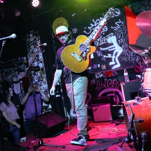 Entradas, fechas de la gira y Conciertos de Adjust The Sails