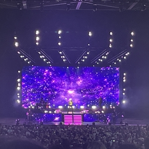 Russell Dickerson at Grand Rapids, MI in Acrisure Amphitheater 2026