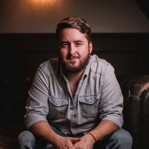 Jake Bush Official Tickets, Tour Dates and Concert