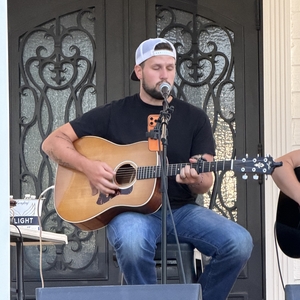 Blake Henderson at Tuttle, OK in Coal Creek Vineyard & Winery 2026