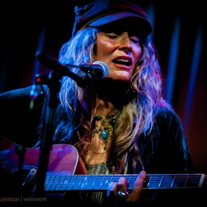 Kerri Powers Tickets, Tour Dates and Concerts