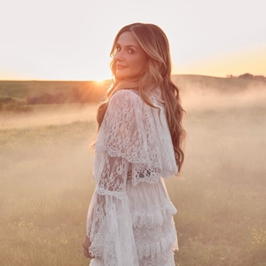 Carly Pearce Tickets, Tour Dates and Concert