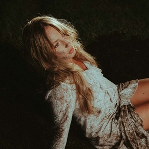 Ashley Kutcher Tickets, Tour Dates and Concerts