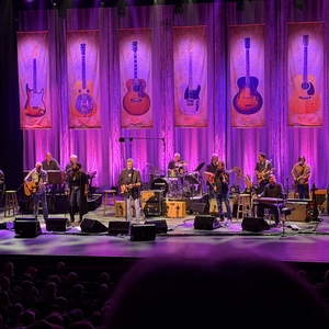 Vince Gill at Sarasota, FL in Van Wezel Performing Arts Hall 2026