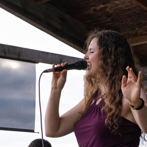 Halie Loren Tickets, Tour Dates and Concerts