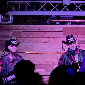 Los pink cheese green goes at Chicago, IL in Universal Entertainment Events 2026