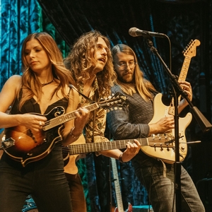 - The Woods - Tickets, Tour Dates and Concerts