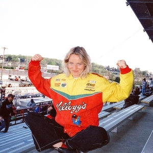 Jo Hill Tickets, Tour Dates and Concert
