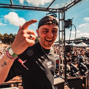 seazon Tickets, Tour Dates and Concerts
