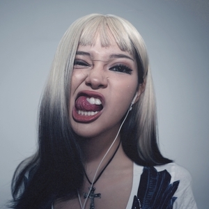 Janine Berdin Tickets, Tour Dates and Concert