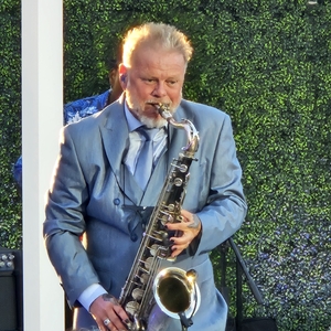 Euge Groove at Newport Beach, CA in Hyatt Regency Newport Beach 2026
