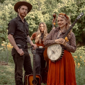 Trish Imbrogno (Trish Plays Bass): Sparrow Smith and the Resonant Rogues // Grass N'at // Mossy Bones