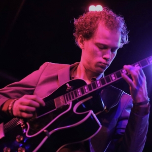 John Hoey Tickets, Tour Dates and Concerts