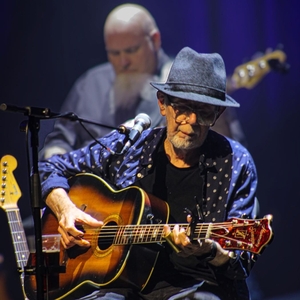 Lindisfarne Tickets, Tour Dates and Concert