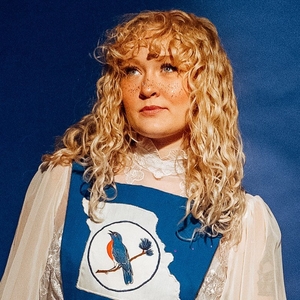 Chloe Hoecker Tickets, Tour Dates and Concert