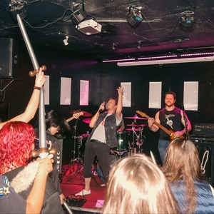 Billets, dates de tournée et concerts pour FRONTL!NE