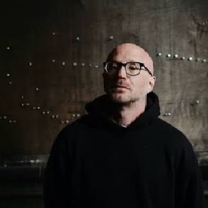 Giles Corey のチケット、ツアー日程とコンサート