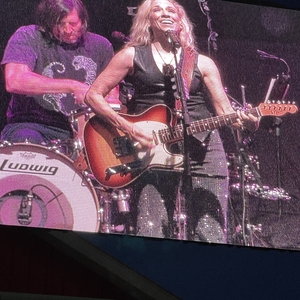 Sheryl Crow at Bridgeport, CT in Hartford HealthCare Amphitheater 2026
