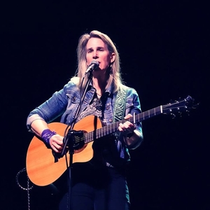 Lynne Hanson Tickets, Tour Dates and Concerts