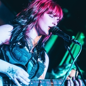 Fiona Hayes のチケット、ツアー日程とコンサート