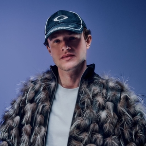 Marten Lou Tickets, Tour Dates and Concerts