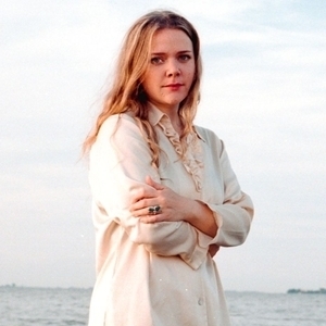 Ella Zirina Tickets, Tour Dates and Concerts