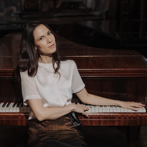 Olivia Trummer Tickets, Tour Dates and Concerts