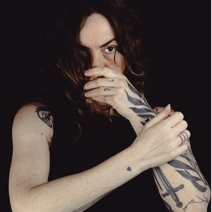 Billets, dates de tournée et concerts pour Emma Ruth Rundle