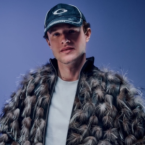 Marten Lou Tickets, Tour Dates and Concerts