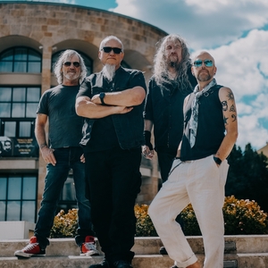 Entradas, fechas de la gira y Concierto de RivetSkull