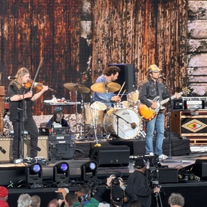 Lukas Nelson at Virginia Beach, VA in Veterans United Home Loans Amphitheater 2026