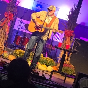 Corey Smith at Whitesburg, KY in Mountain Heritage Festival 2026