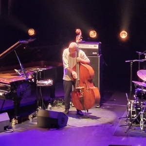 Avishai Cohen at Vélizy-Villacoublay, France in L'Onde 2026