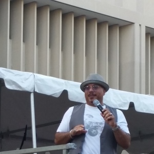 Howard Hewett at Towson, MD in Baltimore County Courthouse 2015