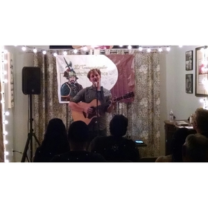 Matt Bednarsky at Bakersfield, CA in El Conquistador Music Experience House Concert 2015